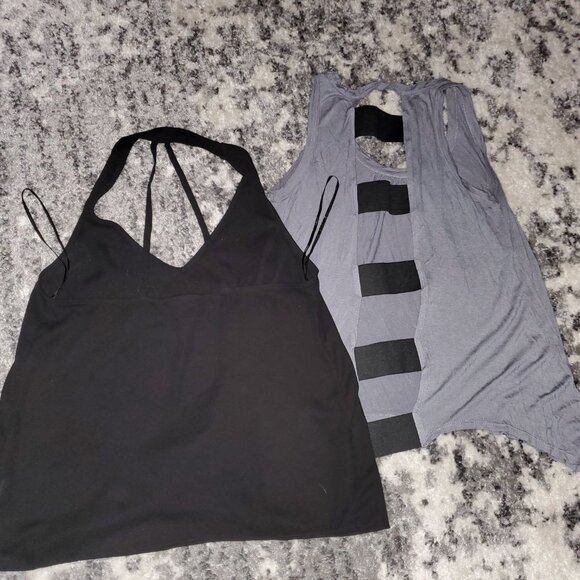 2/1 Sleeveless F21 and Tea n Rose EUC - Picture 2 of 6